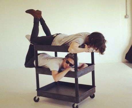 http://assets4.capitalfm.com/2014/45/harry-styles-and-niall-horan-instagram--1415620827-view-0.png