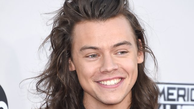 Harry Styles New Short Hair FINALLY Revealed On Snapchat & We LOVE It - Capital FM